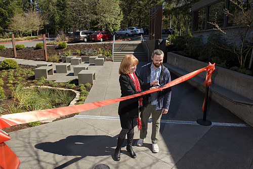 Jennifer Johnson unveiling the new Sunderland Plaza