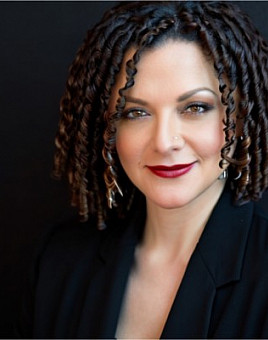 Randi Johnson '06