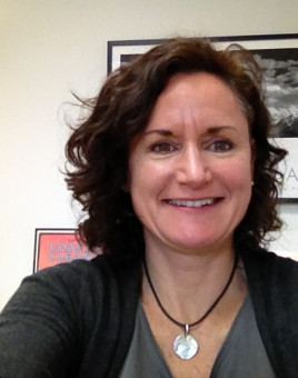 Gloria Smith Profile
