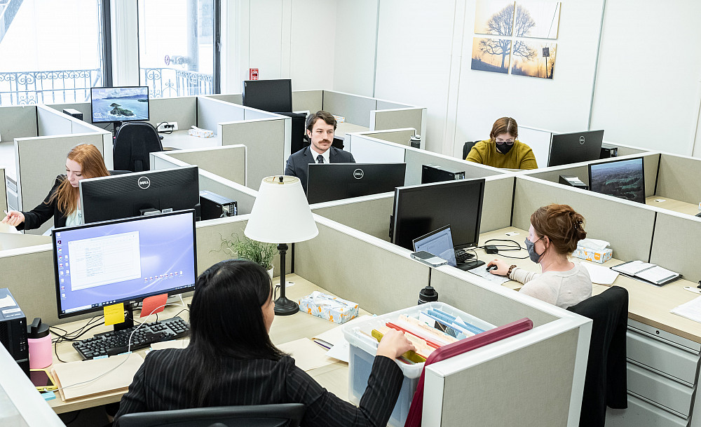 Small Business Legal Clinic and Low-Income Tax Clinic students hard at work.