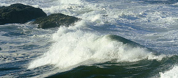 The scenic Oregon coastline stretches 326 miles from Washington to California. W 62 Miles