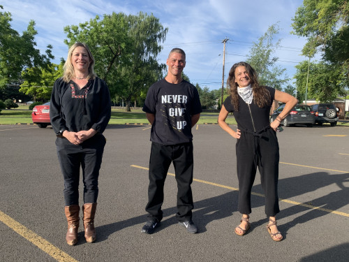 Client Josh Cain (middle) with staff attorney Venetia Mayhew (left) and Professor Aliza Kaplan (right) at his release from prison followi...