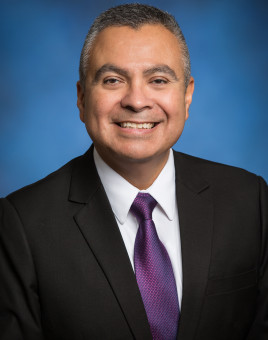 Román Hernández